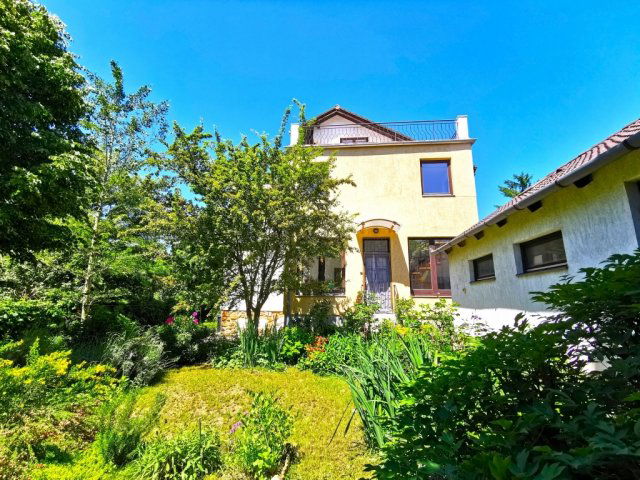 Eladó családi ház, Budakeszin 169.9 M Ft, 7 szobás