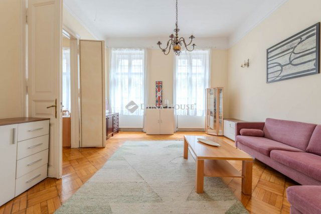 Eladó téglalakás, Budapesten, VIII. kerületben, Práter utcában