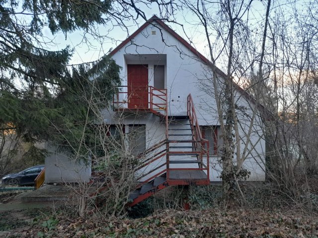 Eladó családi ház, Nagykovácsiban, Erdő utcában 116.9 M Ft