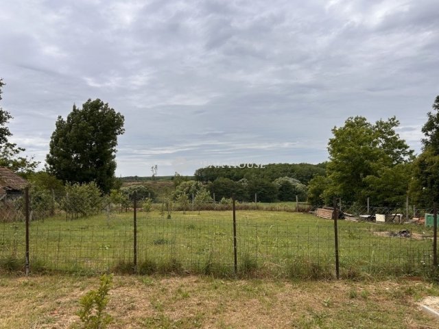 Eladó családi ház, Batykon 55 M Ft, 4 szobás