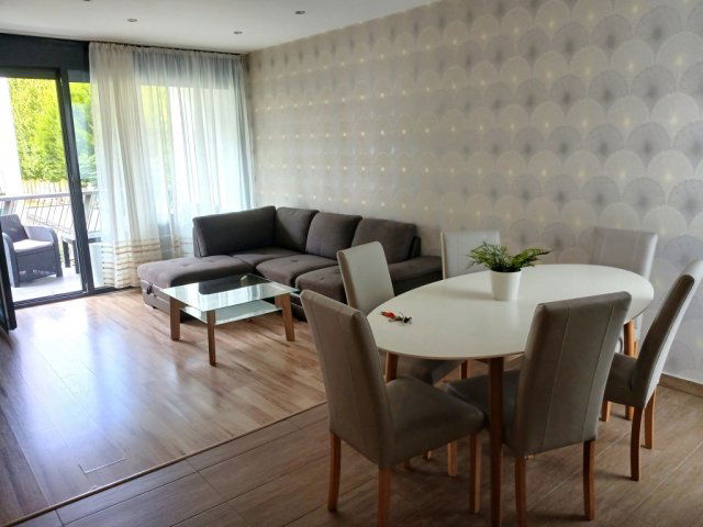 Kiadó téglalakás, albérlet, Debrecenben 430 E Ft / hó, 3 szobás