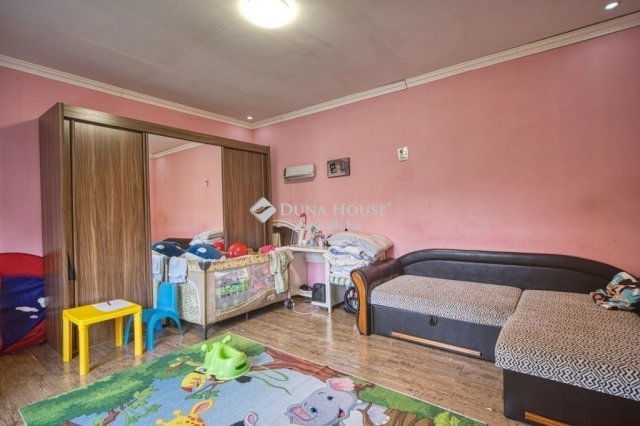 Eladó téglalakás, Budapesten, XX. kerületben 44.9 M Ft, 3 szobás