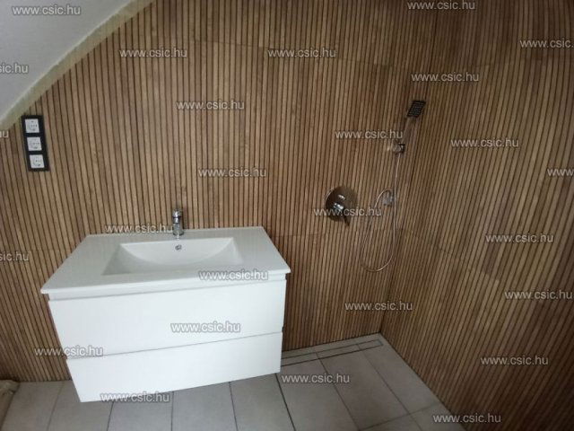 Eladó téglalakás, Budapesten, XVI. kerületben 69.9 M Ft