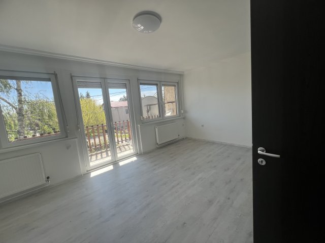 Eladó családi ház, Tápiószelén 71.9 M Ft, 4 szobás