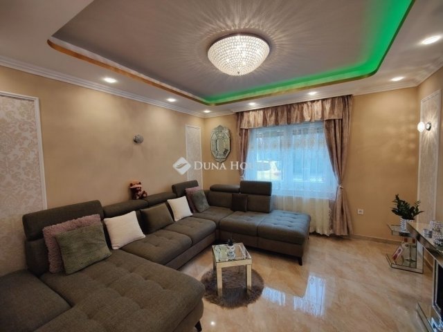 Eladó családi ház, Budapesten, XVIII. kerületben 89.9 M Ft