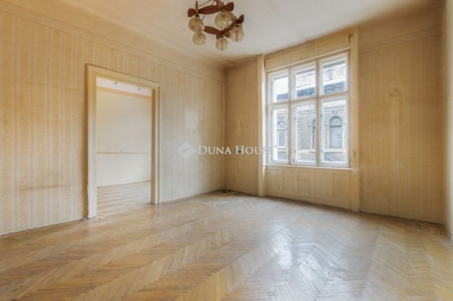 Eladó téglalakás, Budapesten, VIII. kerületben 89 M Ft, 3 szobás