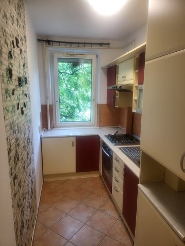 Eladó téglalakás, Budapesten, III. kerületben, Jós utcában
