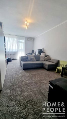 Eladó téglalakás, Makón 40.55 M Ft, 2 szobás