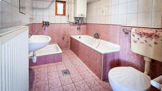 Eladó családi ház, Szigethalmon 36 M Ft, 3 szobás