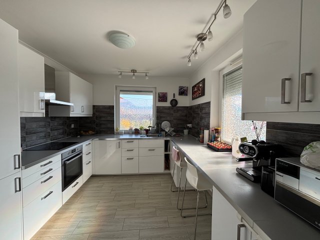 Eladó ikerház, Szigetszentmiklóson 109.9 M Ft, 4 szobás