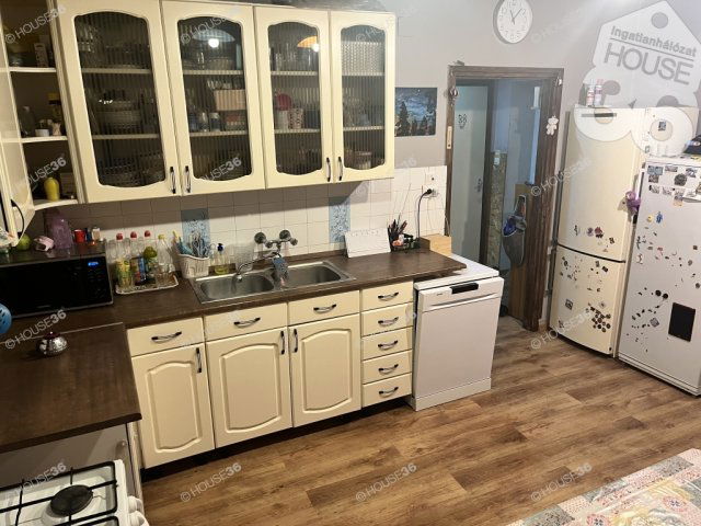 Eladó családi ház, Kecskeméten 54.9 M Ft, 3 szobás