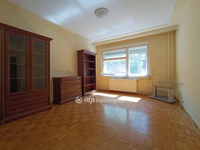 Eladó téglalakás, Budapesten, XI. kerületben 82.5 M Ft