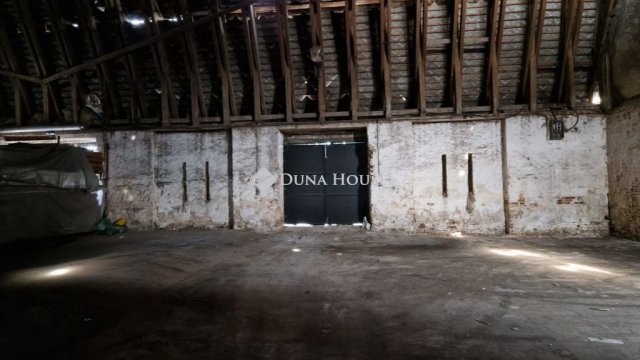 Kiadó ipari ingatlan, Pátyon, Erkel utcában 500 E Ft / hó