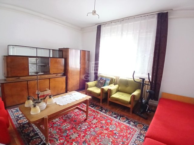 Eladó családi ház, Öskün 75 M Ft, 3+1 szobás