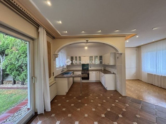 Kiadó családi ház, albérlet, Budapesten, II. kerületben