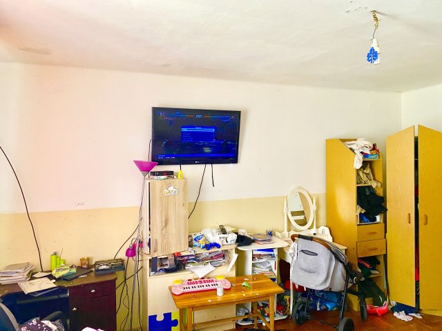 Eladó téglalakás, Almásfüzitőn 25.5 M Ft, 1 szobás