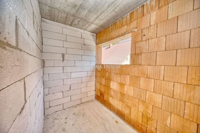 Eladó ikerház, Budapesten, XVIII. kerületben 127.5 M Ft, 5 szobás