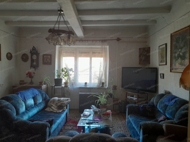 Eladó családi ház, Tiszasason 15 M Ft, 2 szobás