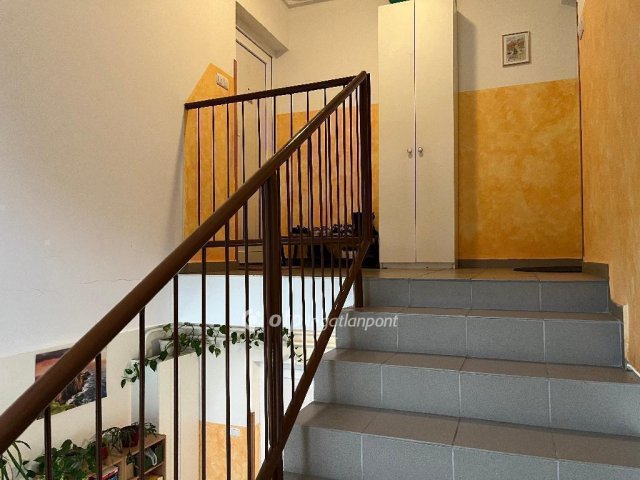 Eladó téglalakás, Egerben 84.9 M Ft, 4 szobás