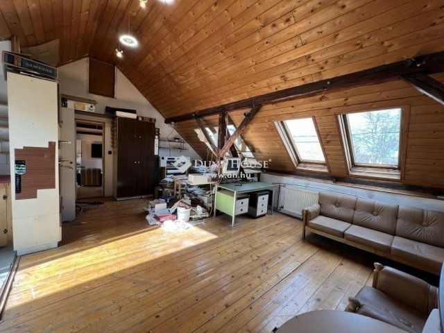 Eladó családi ház, Budapesten, XXI. kerületben 89.9 M Ft