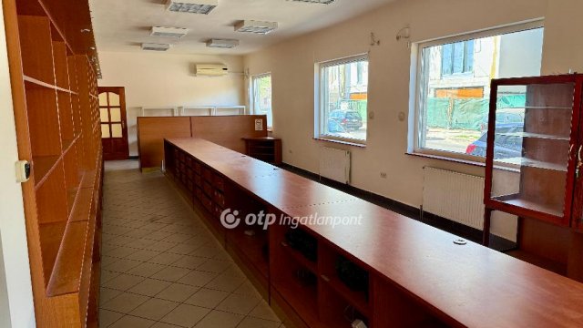 Kiadó üzlethelyiség, Budapesten, XX. kerületben 600 E Ft / hó