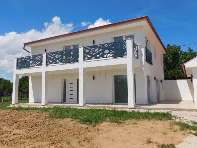 Eladó családi ház, Cserszegtomajon 189.9 M Ft, 3+2 szobás
