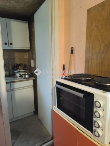 Eladó családi ház, Vácegresen 26.9 M Ft, 3 szobás