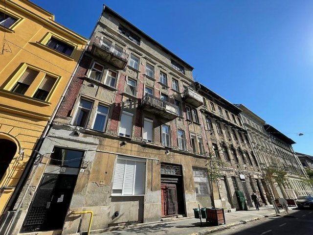 Eladó téglalakás, VII. kerületben, Péterfy Sándor utcában