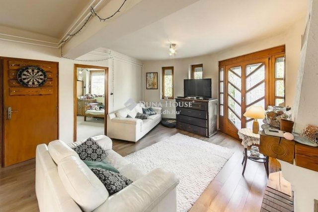 Eladó családi ház, Nagykőrösön 99 M Ft, 5 szobás