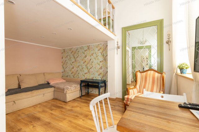 Eladó téglalakás, Budapesten, VI. kerületben 47.9 M Ft, 1 szobás