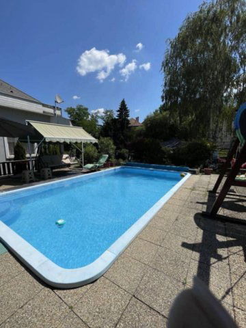 Eladó családi ház, Solymáron 249.9 M Ft, 6 szobás