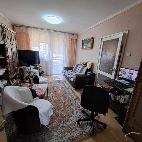 Eladó panellakás, Nyíregyházán 43 M Ft, 2+2 szobás