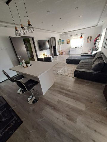 Eladó családi ház, Szolnokon 79.9 M Ft / költözzbe.hu