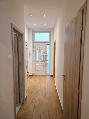 Eladó téglalakás, Budapesten, VII. kerületben 94.99 M Ft