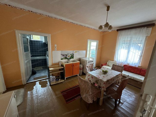 Eladó családi ház, Jászárokszálláson 24.9 M Ft, 2 szobás