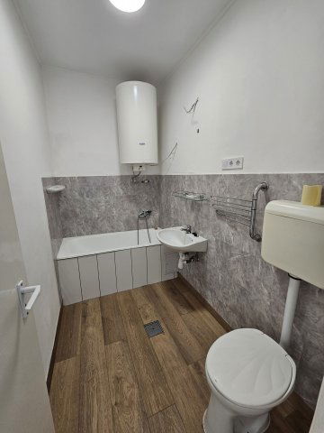 Eladó téglalakás, Pápán 18.9 M Ft, 1 szobás