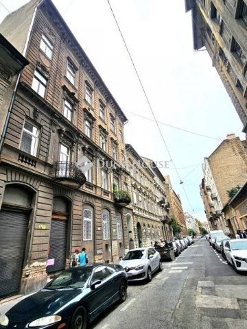 Eladó téglalakás, Budapesten, VIII. kerületben 69 M Ft, 2 szobás