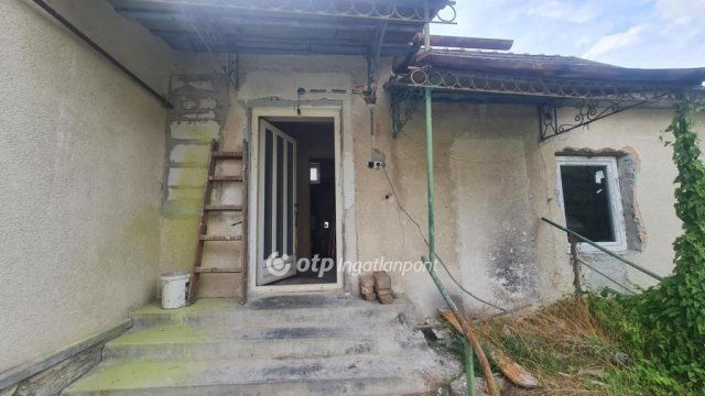 Eladó családi ház, Bélapátfalván 31 M Ft, 2 szobás