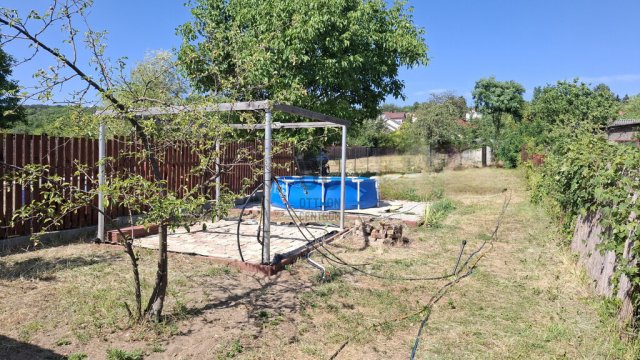 Eladó családi ház, Szadán 55 M Ft, 4 szobás