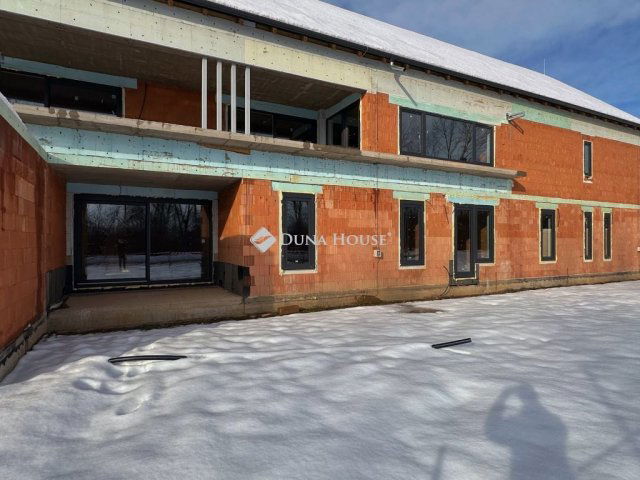 Eladó téglalakás, Kozármislenyen 81.2 M Ft, 3 szobás