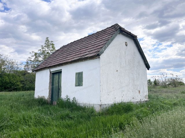 Eladó mezogazdasagi ingatlan, Kocson 3.49 M Ft, 1 szobás