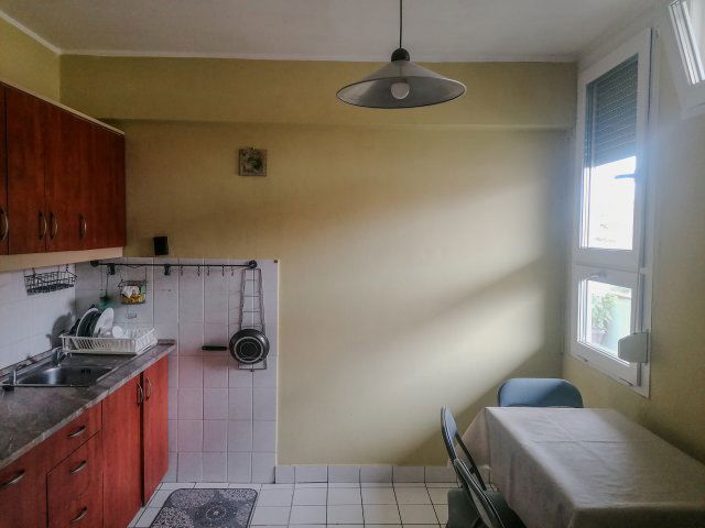 Kiadó téglalakás, albérlet, Szegeden 160 E Ft / hó, 1+2 szobás