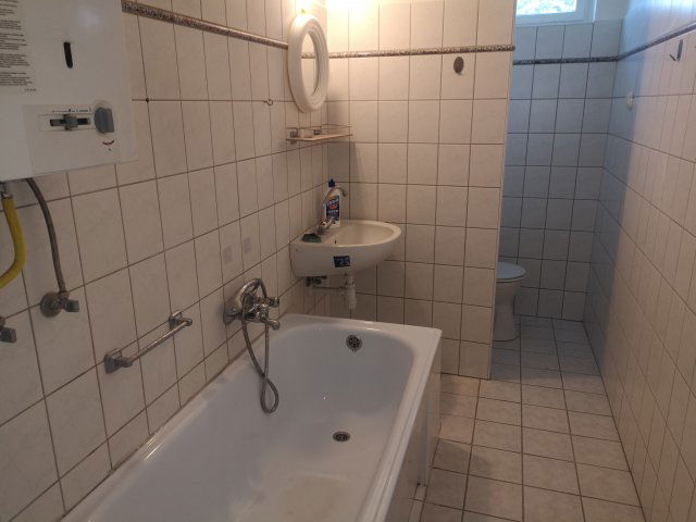 Kiadó téglalakás, albérlet, Gyulán 70 E Ft / hó, 1 szobás