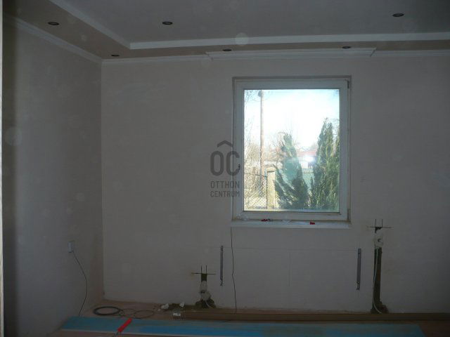 Eladó családi ház, Bagaméren 11.49 M Ft, 1 szobás