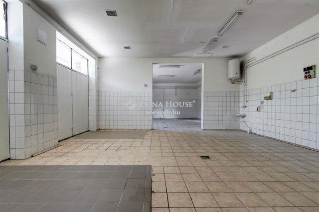 Eladó ipari ingatlan, Solton 539 M Ft / költözzbe.hu