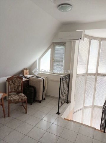 Eladó téglalakás, Zalaegerszegen 55 M Ft, 5+1 szobás