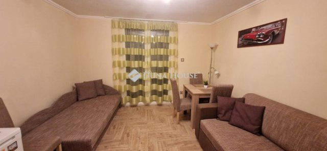 Eladó téglalakás, Balatonlelleén 39 M Ft, 1 szobás