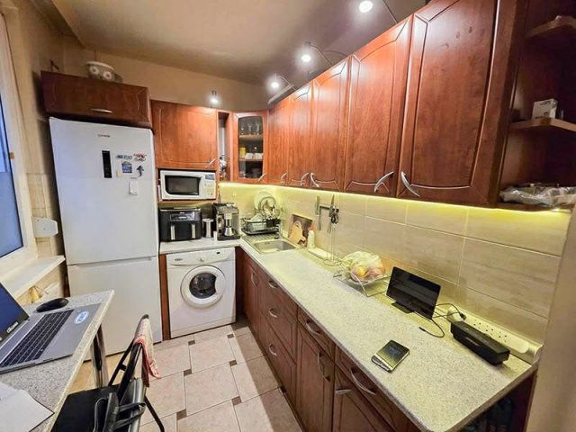 Eladó panellakás, Debrecenben 61.9 M Ft, 3 szobás