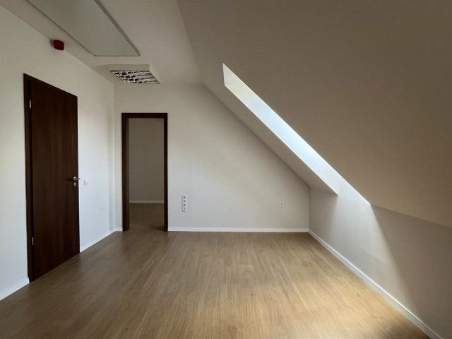 Kiadó téglalakás, albérlet, Egerben 100 E Ft / hó, 2 szobás
