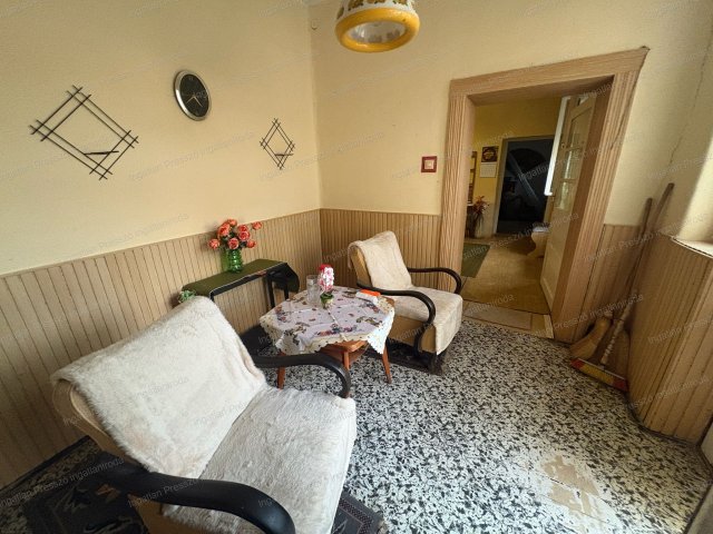 Eladó családi ház, Hetyefőn 11.9 M Ft, 2 szobás